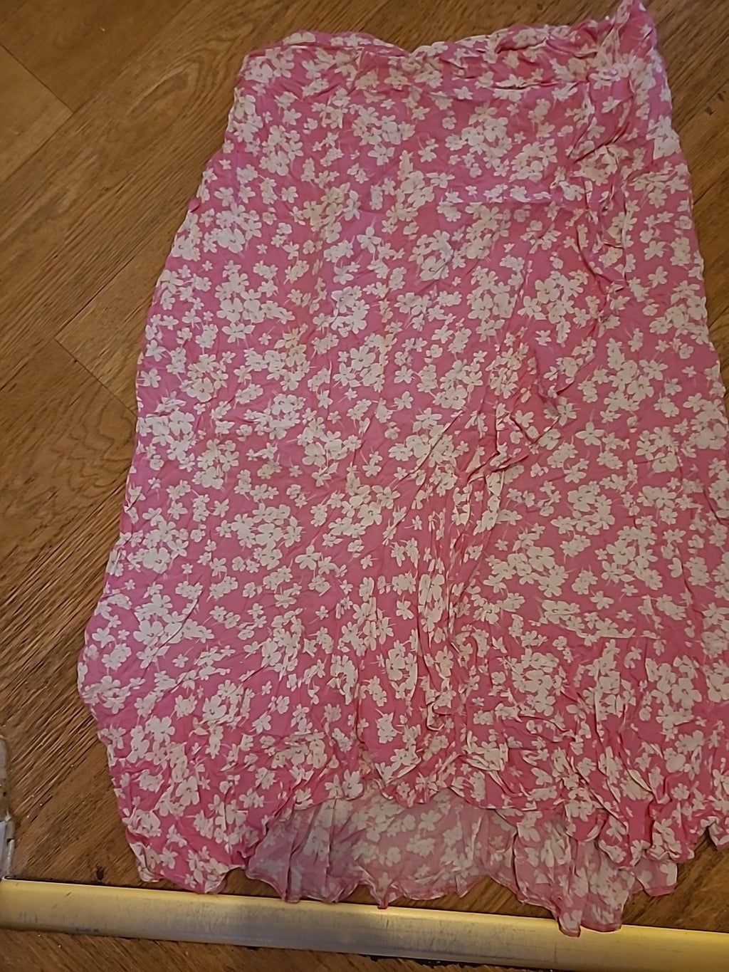 Ladies New Look Maternity Size 12 Pink White Floral Elasticated Skirt