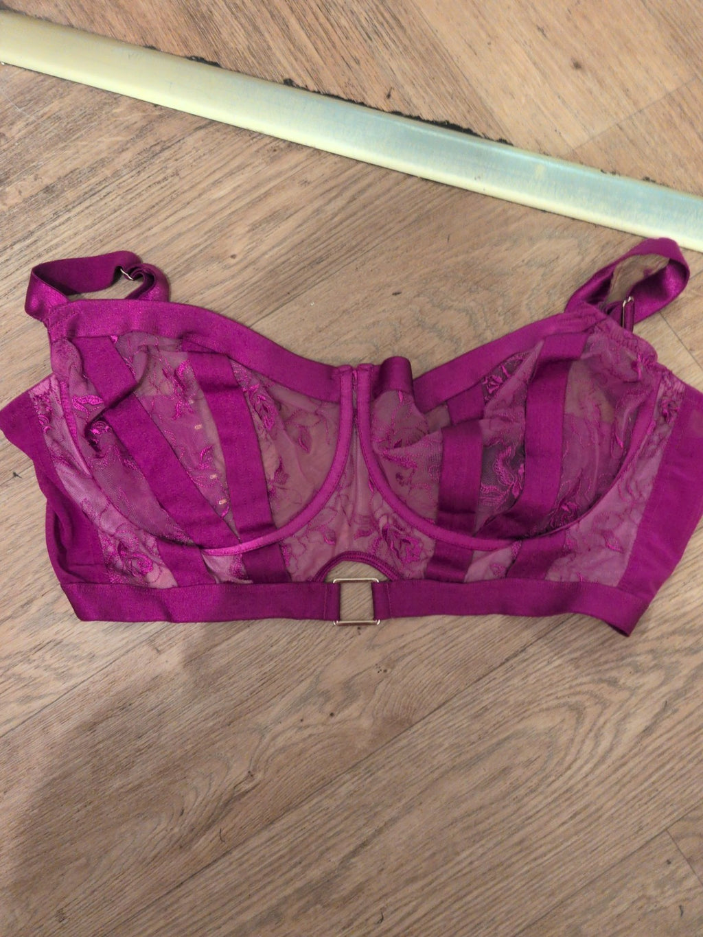 Ladies Pour Moi Size 36G Deep Pink Wired Bra