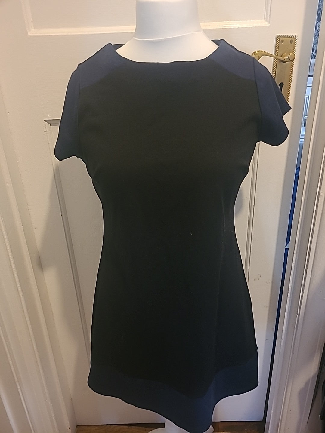 Ladies Papaya Weekend Size 14 Black Short Sleeved Dress Knee Length