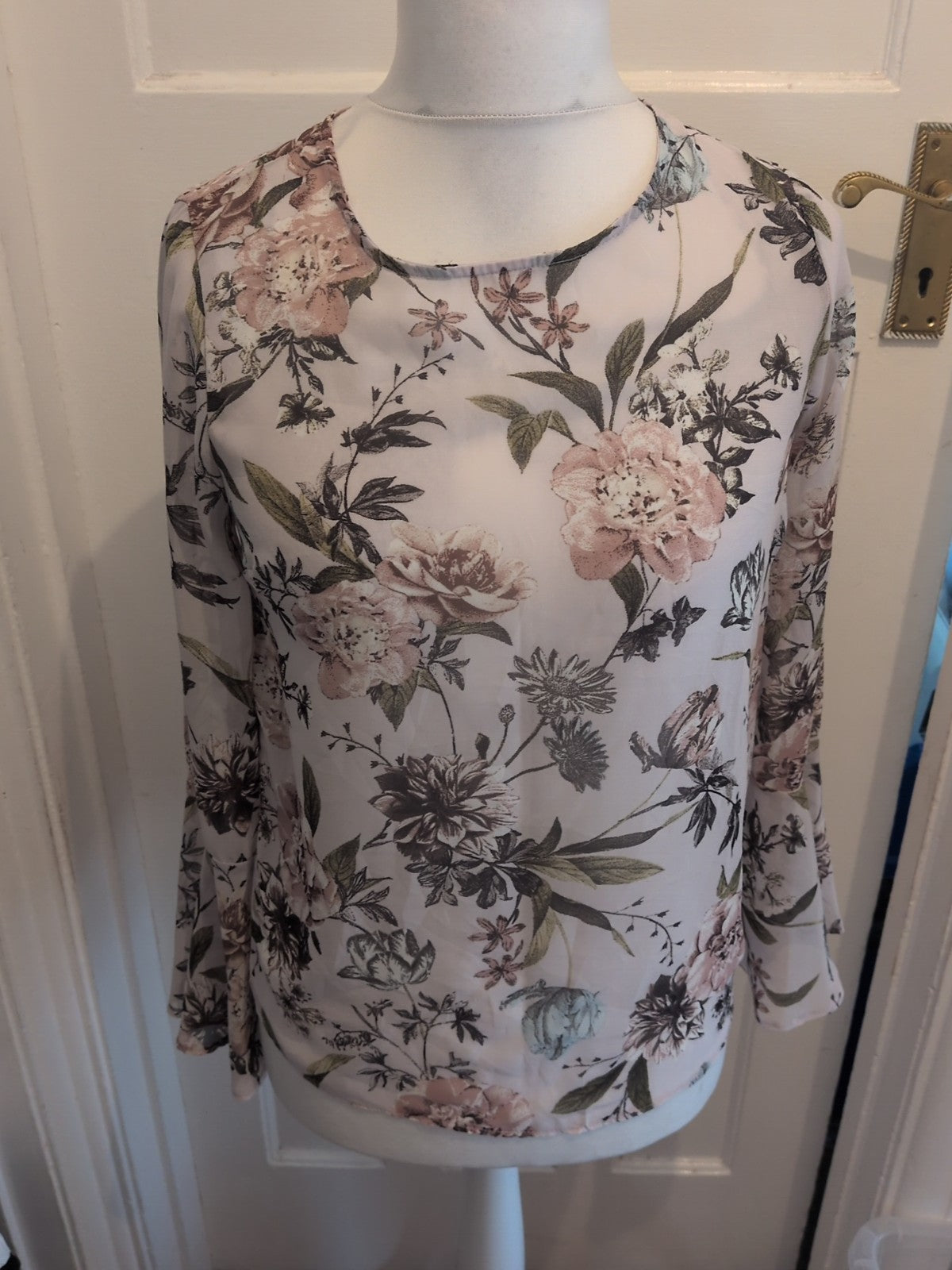 New Look 10 Pale Pink With Floral Long Sleeve Blouse
