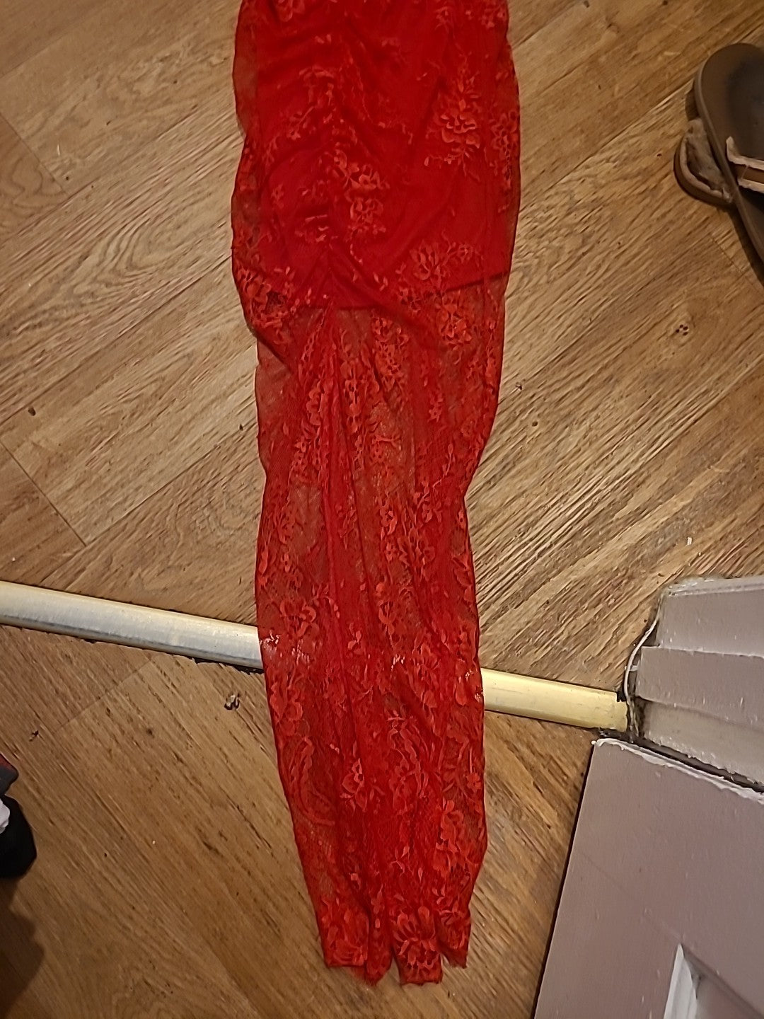 Brand New Ladies Asos Size 8 Red Lace Lined Sleeveless Dress
