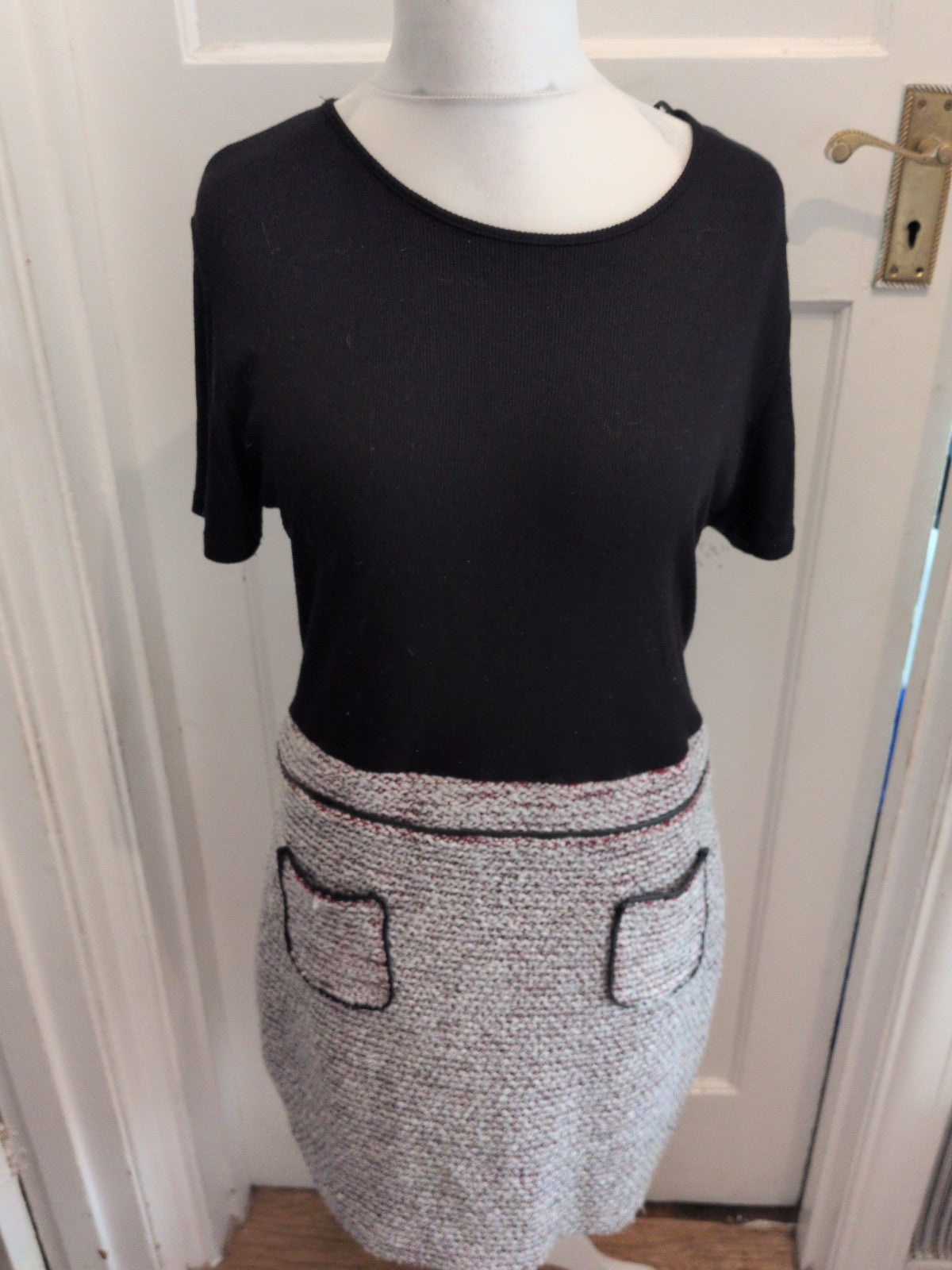 Select 18 Black And Grey With Red Short Sleeve Dress