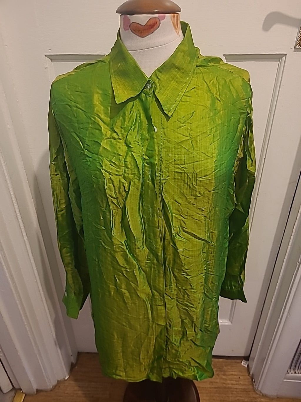 Ladies Size M/L Green Yellow Long Sleeved Shirt