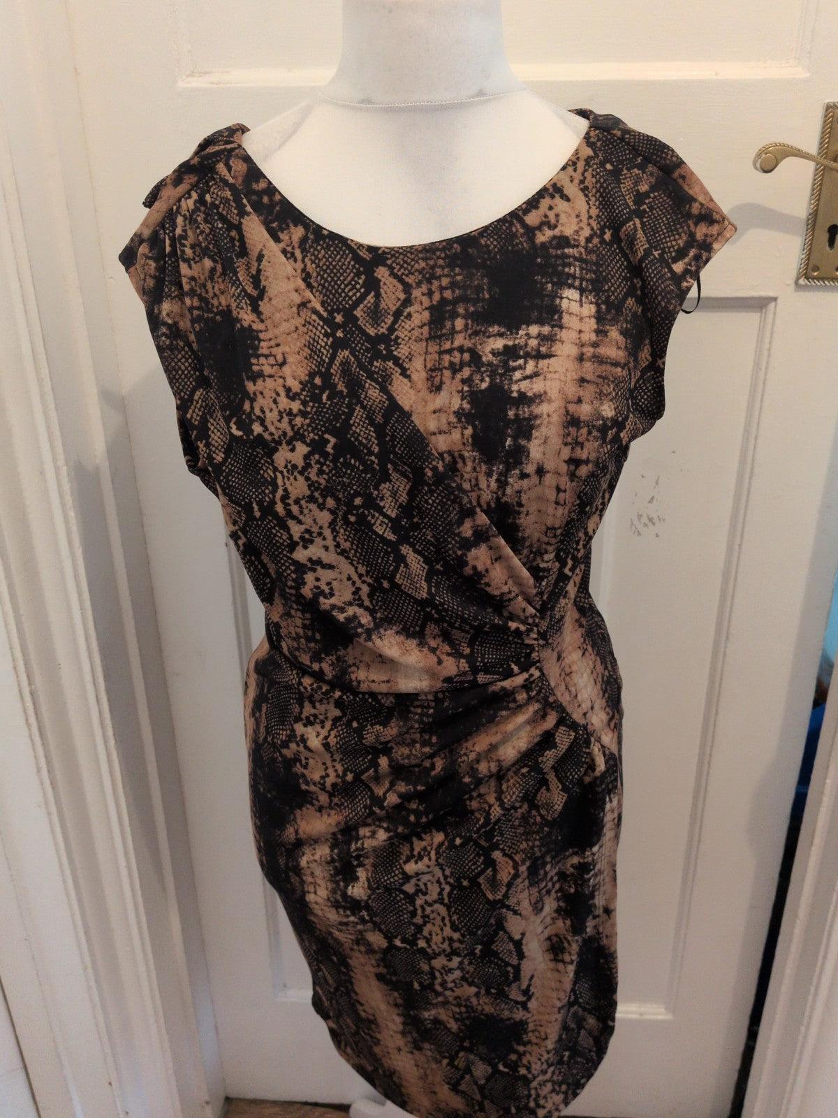 F&F 12 Black And Brown Short Sleeve Knot Dress