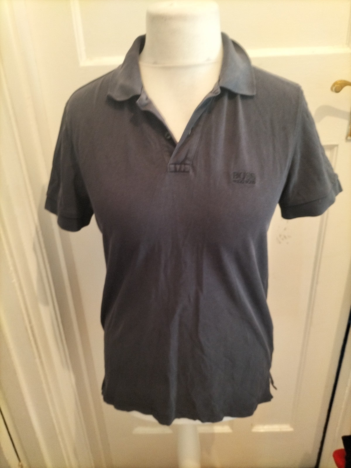 Mens Hugo Boss Size Medium Dark Navy Short Sleeved Polo