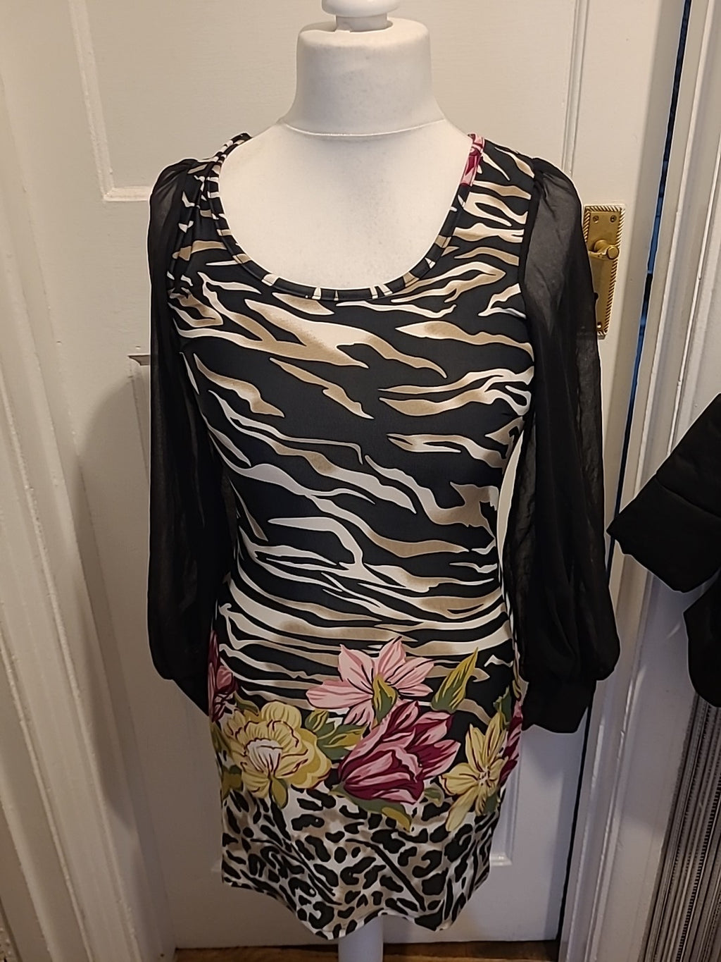 Ladies Caroline Morgan Size 8 Multicoloured Long Sleeved Dress