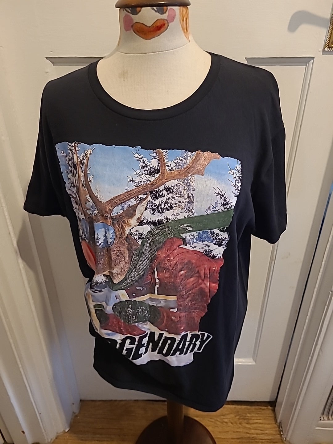 Mens Size XL Navy Reindeer Short Sleeved Tshirt