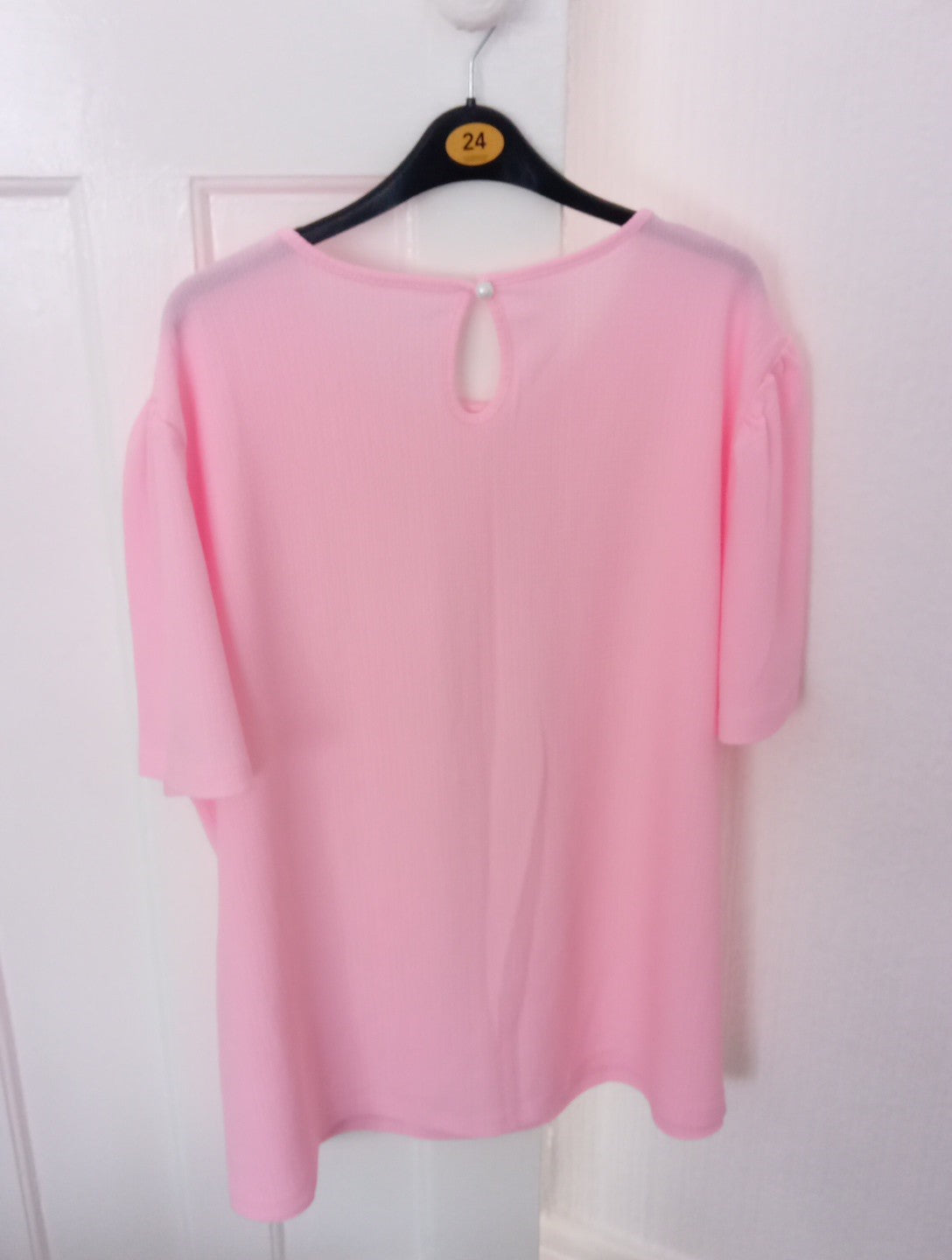Ladies Brand New Pretty Baby Pink Top Size 4XL Short Sleeved