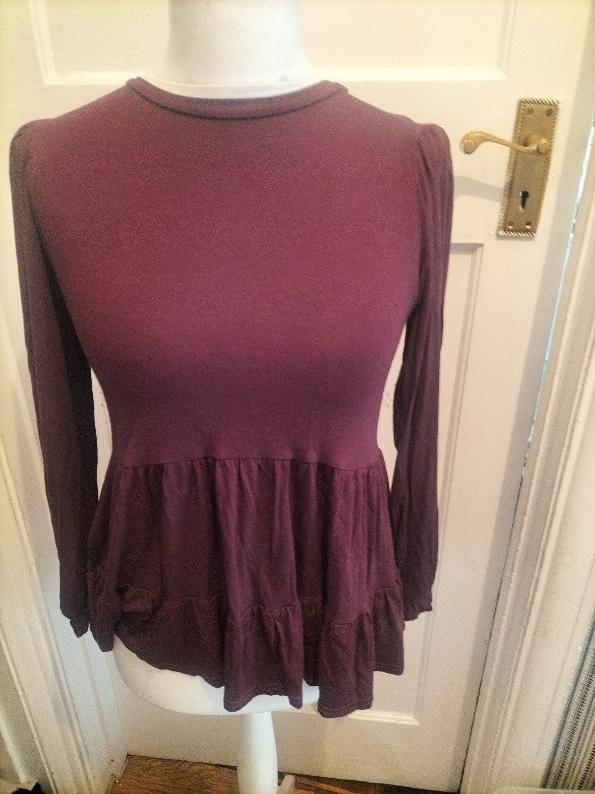 Ladies New Look Size 10 Purple Long Sleeved Flowy Blpuse