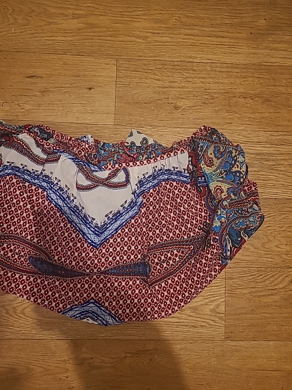 Brand New Ladies Boohoo Size 12 Off The Shoulder Crop Top