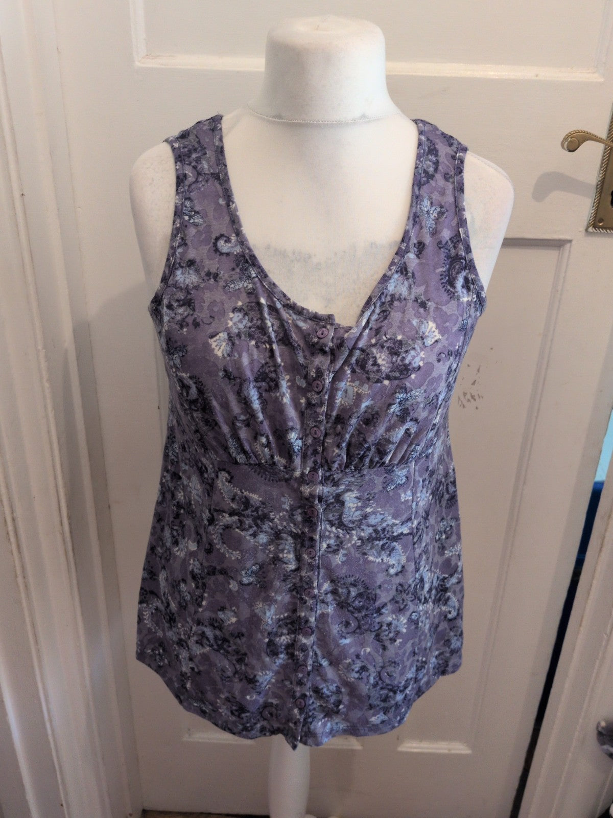 Ladies Size Large Purple Bobbling Floral Sleeveless Pyjama Top