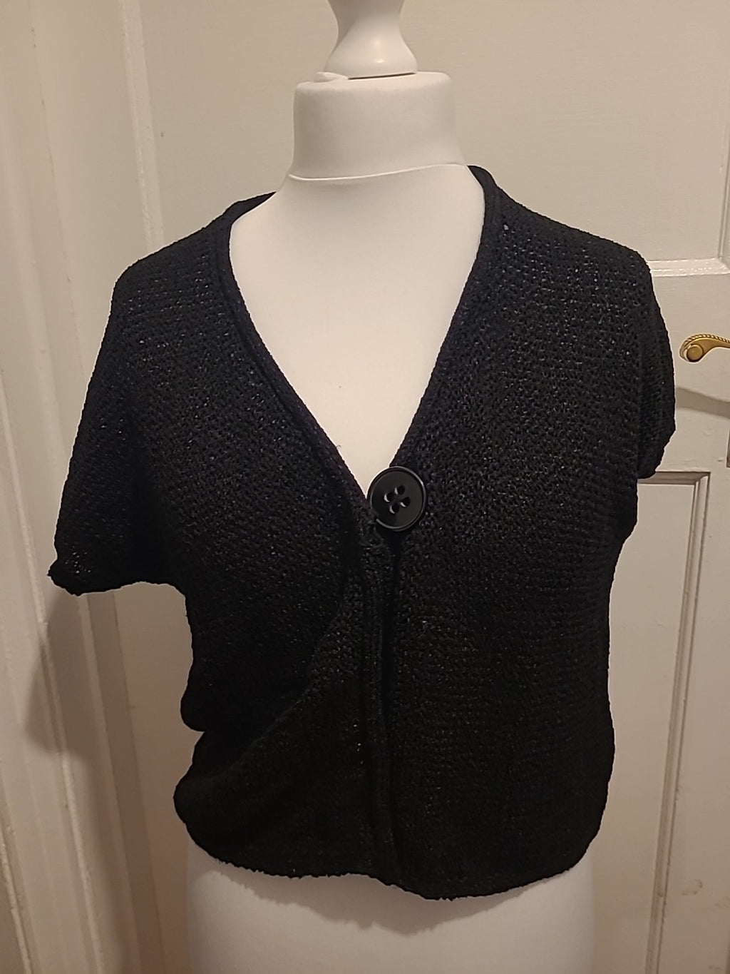 Ladies Taifun Size M/L Black Open Short Sleeved Blouse