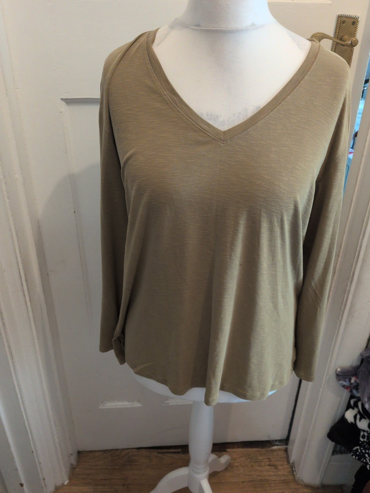 Per Una 16 Pale Khaki Long Sleeve V Neck Blouse