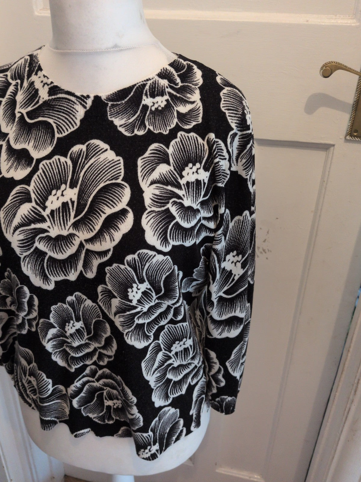 Ladies Papaya 16 Black Flower Long Sleeve Jumper