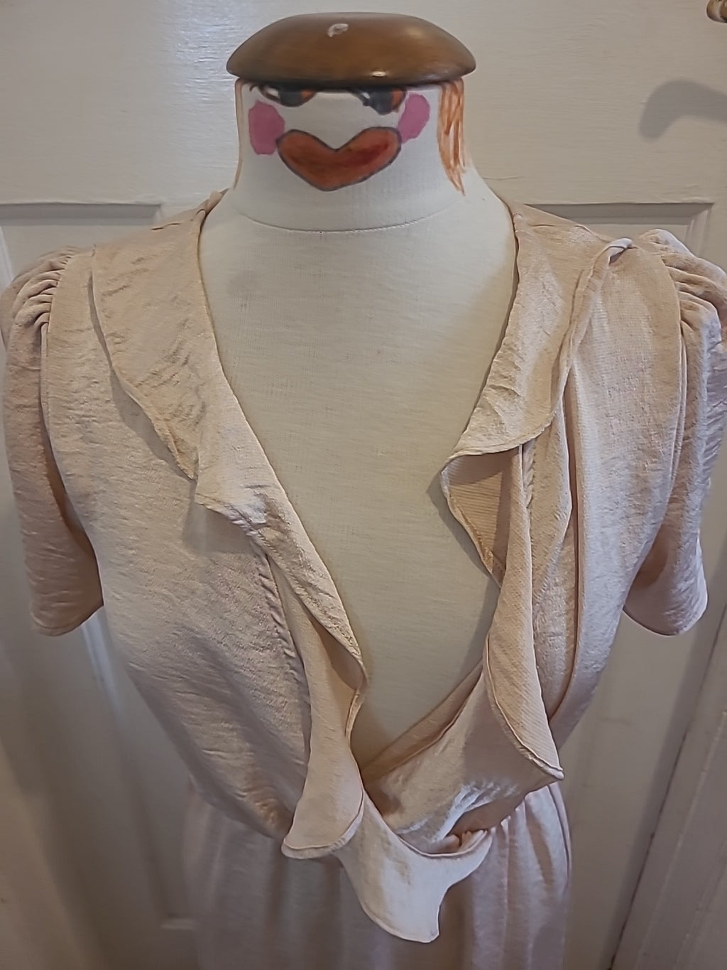 Ladies New Look Size 10 Baby Pink Short Sleeved Dress