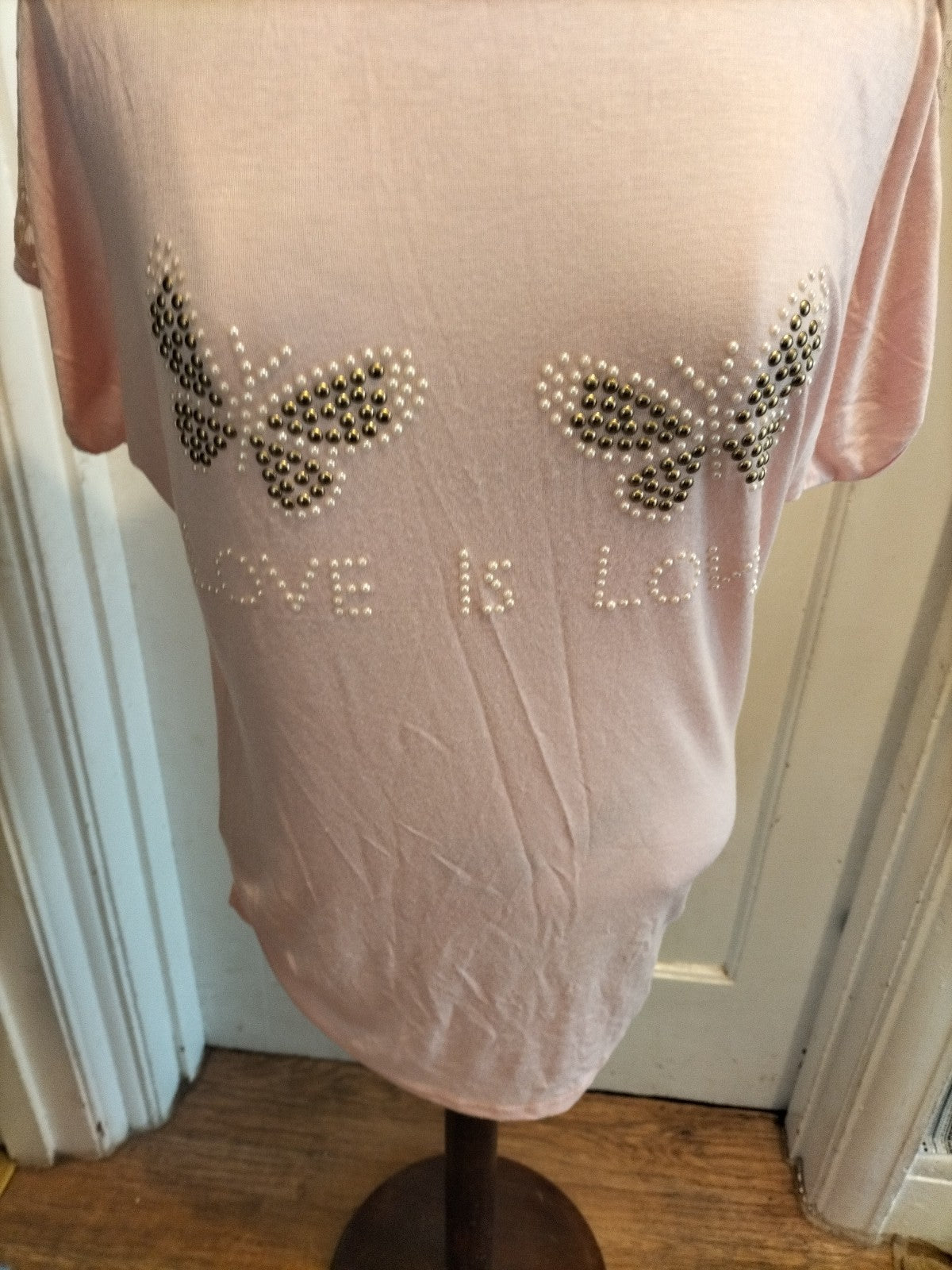 Ladies Size Large Pink Lace Short Sleeved Tshirt