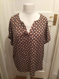 Ladies Size Large Multi Semi Circle Short Sleeved Blouse