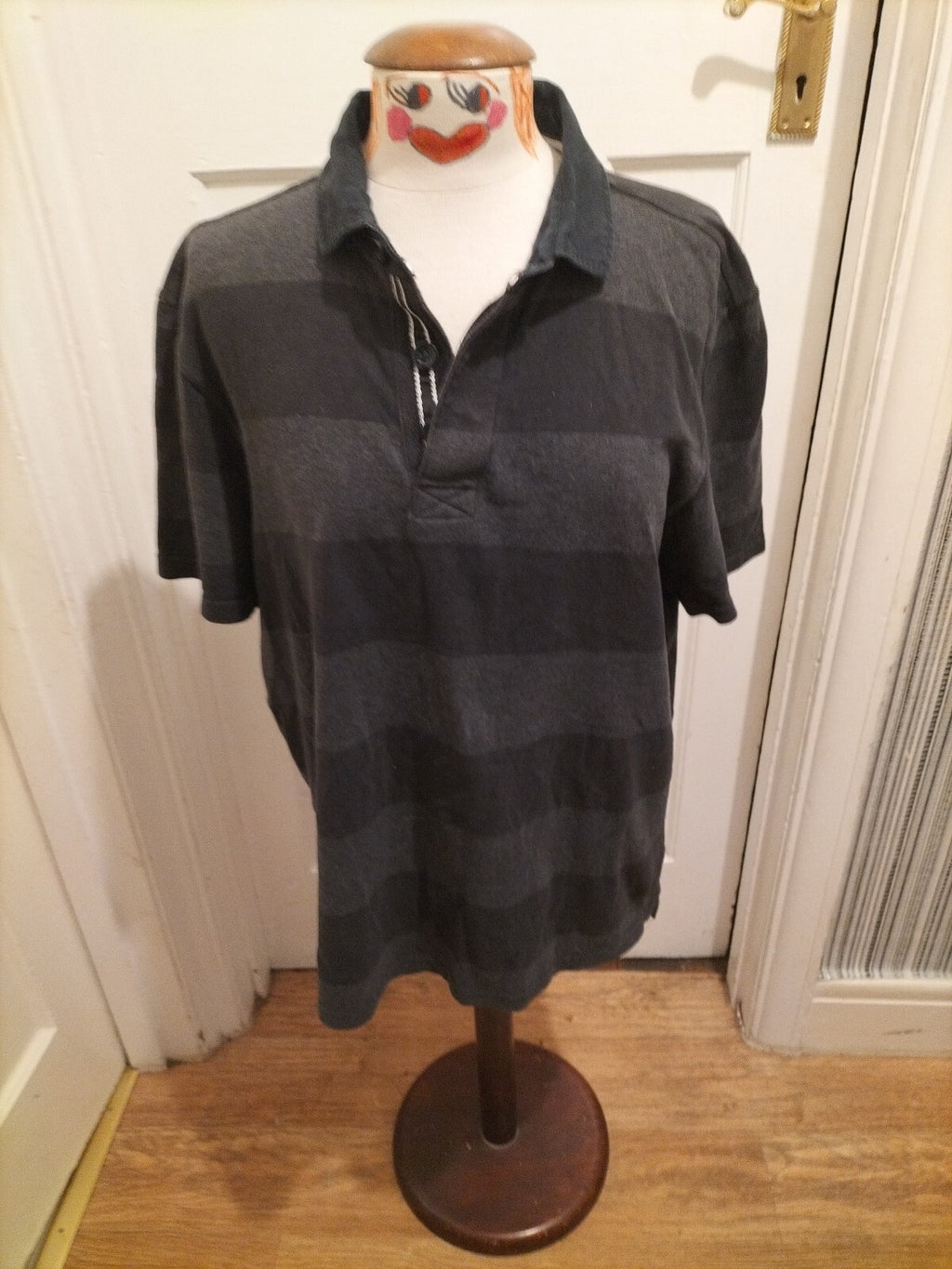 Mens TU Size Large Navy And Black Striped Short Sleeved Polo