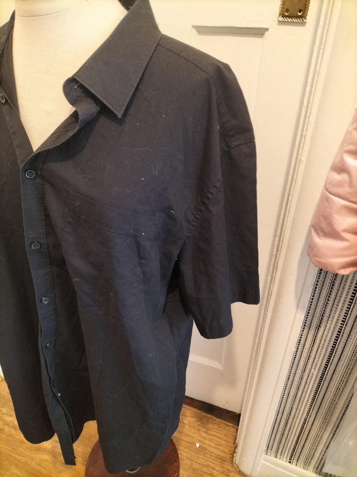 Mens Taylor&Wright Size 18" Black Short Sleeved Shirt