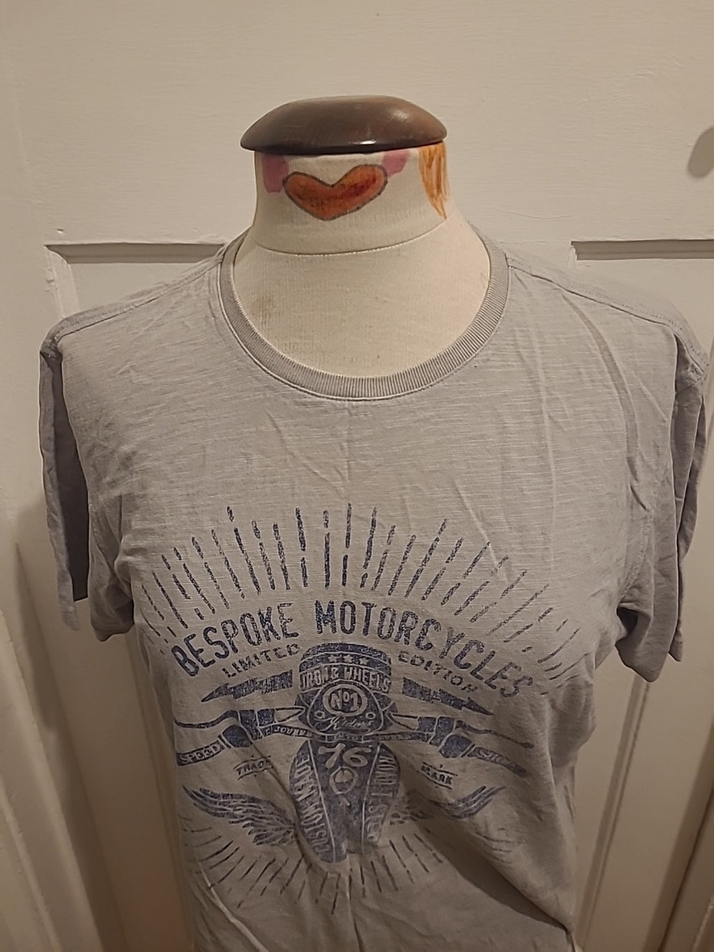 Mens North Coast Size Medium Tailored Fit Grey Print Short Sleeved Tshirt