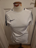 Mens Nike Size Small White Dri Fit Short Sleeved Tshirt