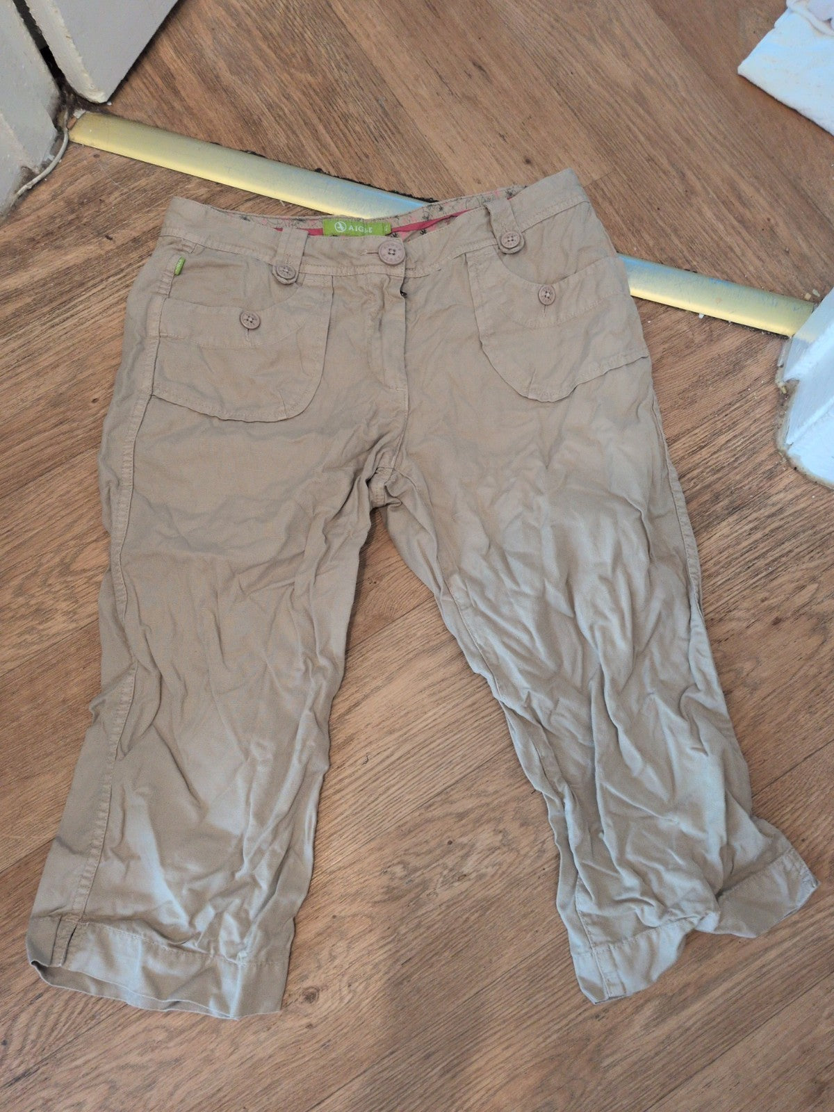Aigle EU 42 Beige Cropped Trousers