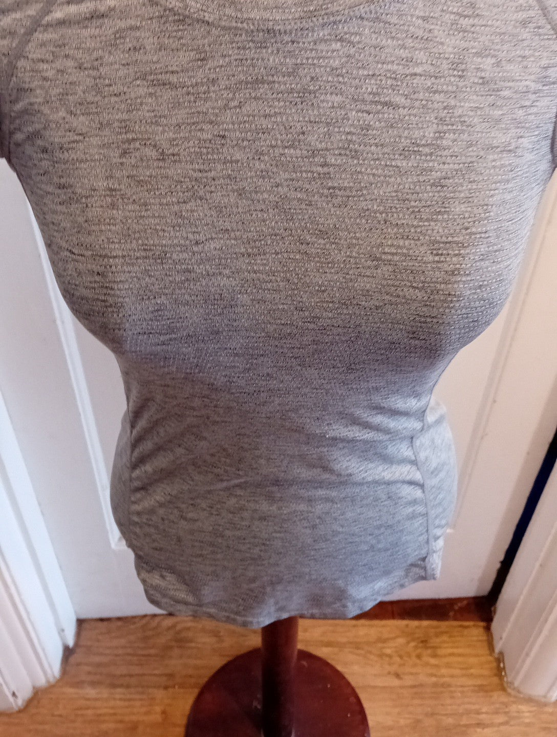 Ladies H+m Size XS grey Work Out Tshirt