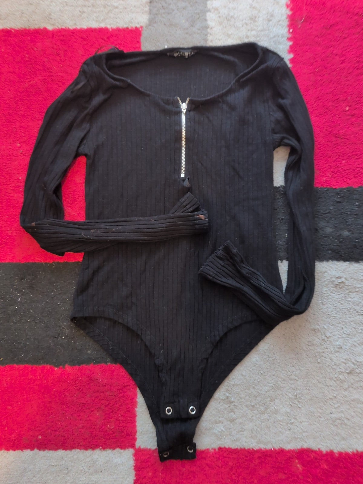 Ladies Select Size 8 Black Long Sleeved Bodysuit