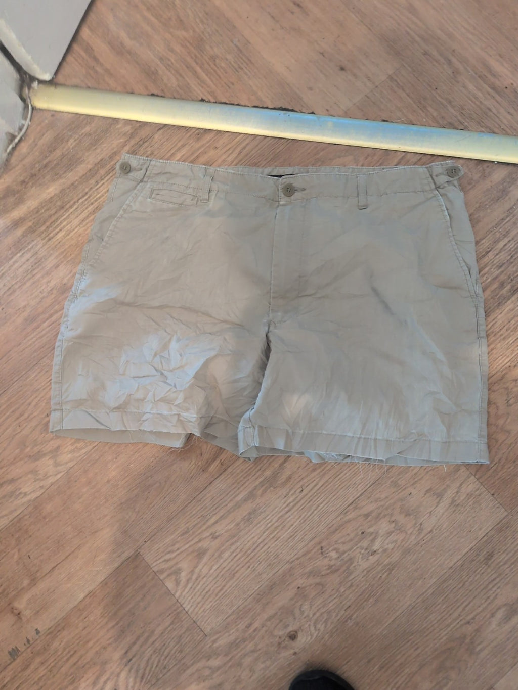 Blue Harbour 40" Light Sand Shorts