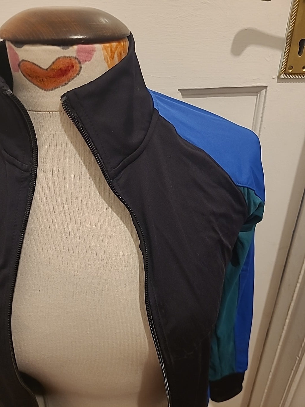 Ladies Red Herring Active Size Small Green Blue Black Jacket