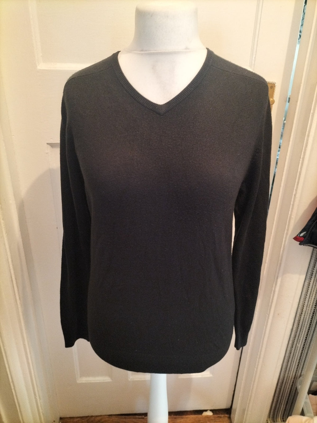 Mens Marks And Spencer Size Small Black V-neck Long Sleeve Jumper