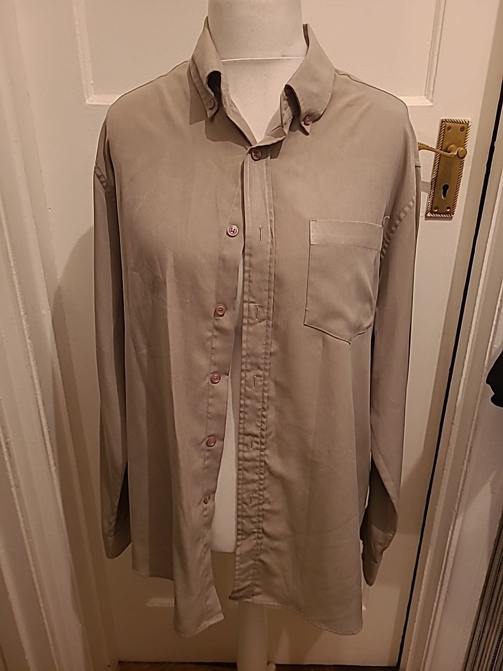 Mens Tu Size XL Mocha Long Sleeved Shirt
