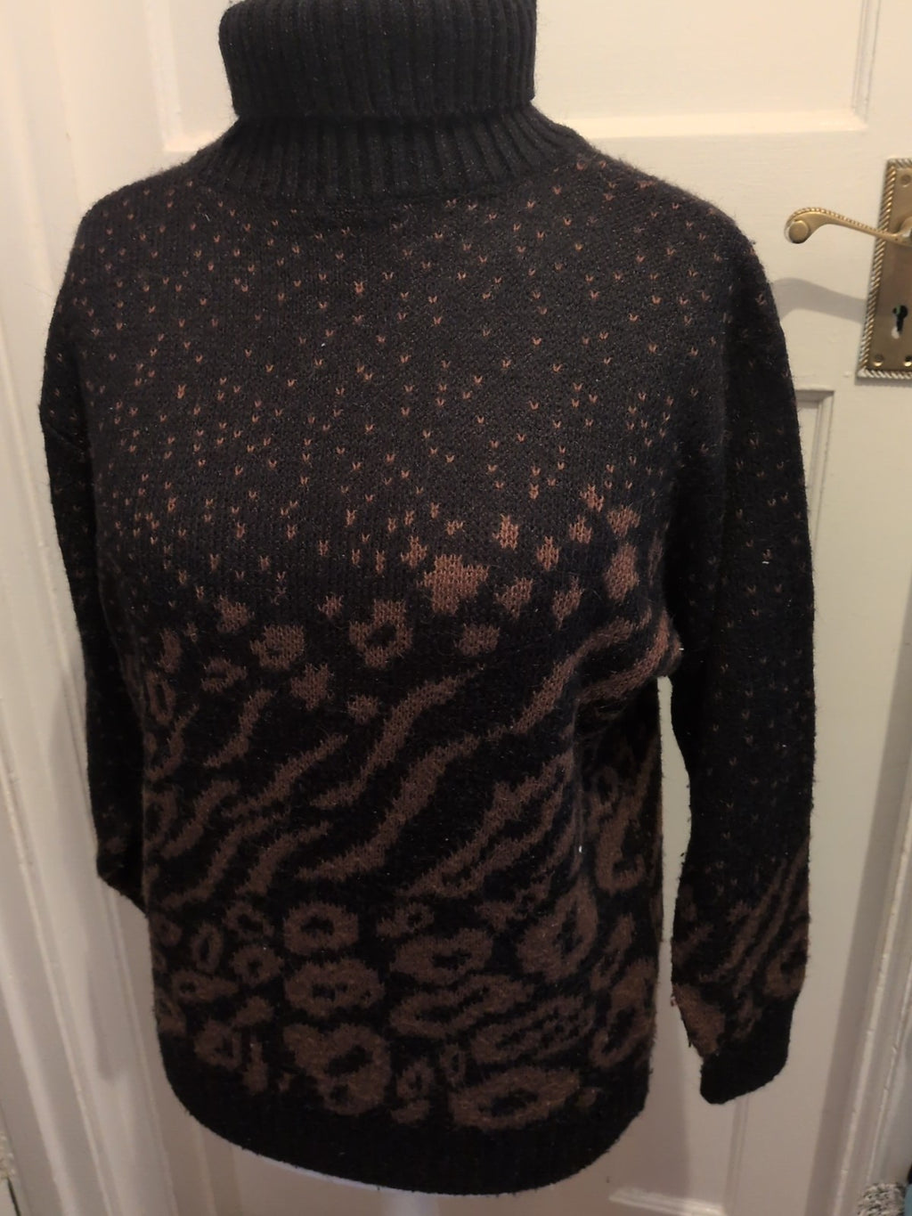 Ladies St Michael Size 12-14 Brown And Black Long Sleeved Roll Neck Jumper