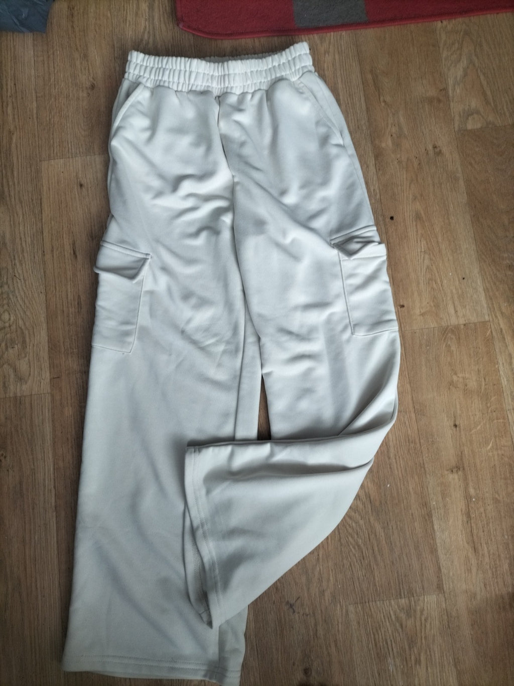Ladies Size Medium Ivory Elasticated Cargo Joggers