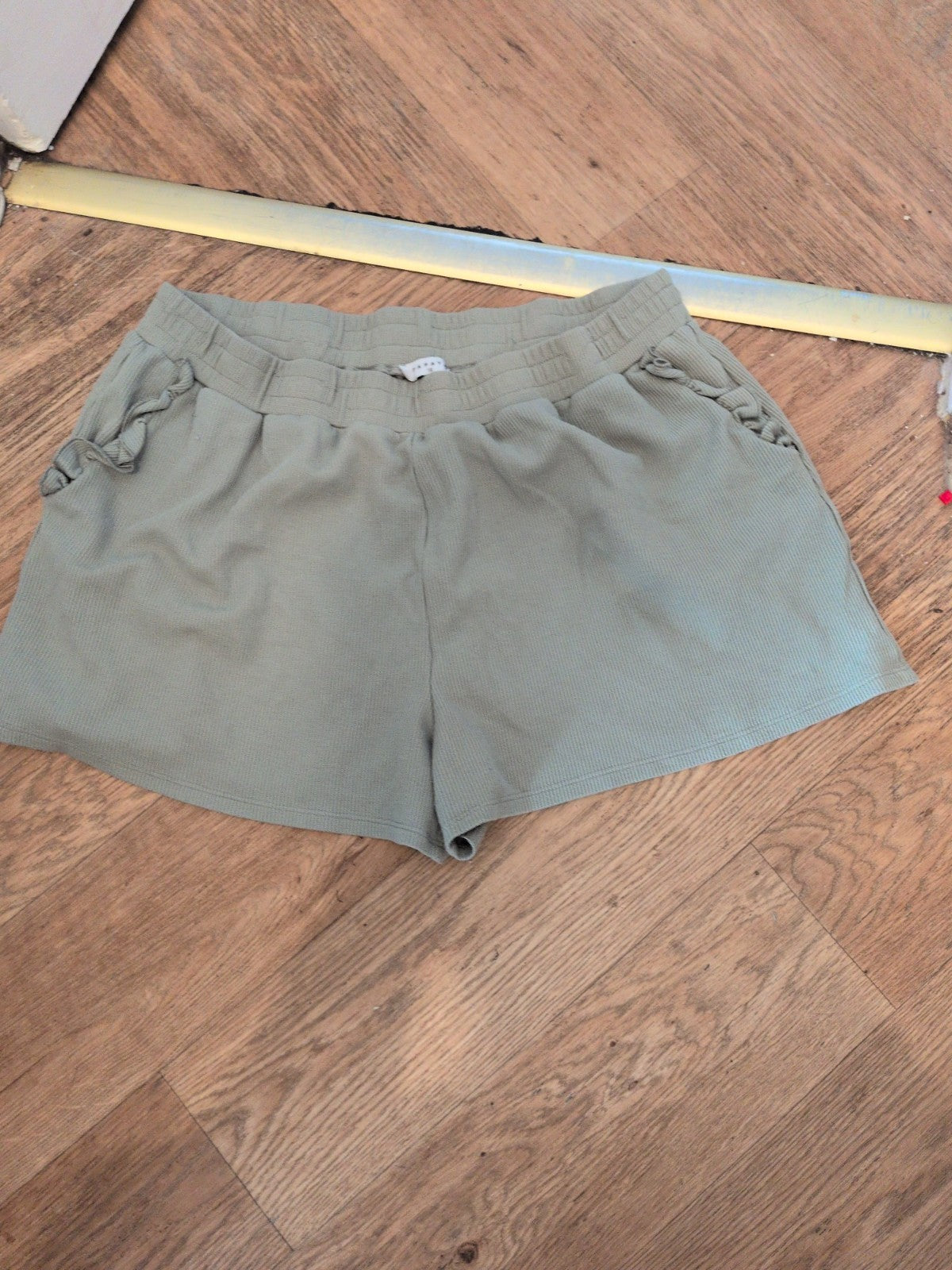 Papaya 20 Pale Light Green Elasticated Shorts