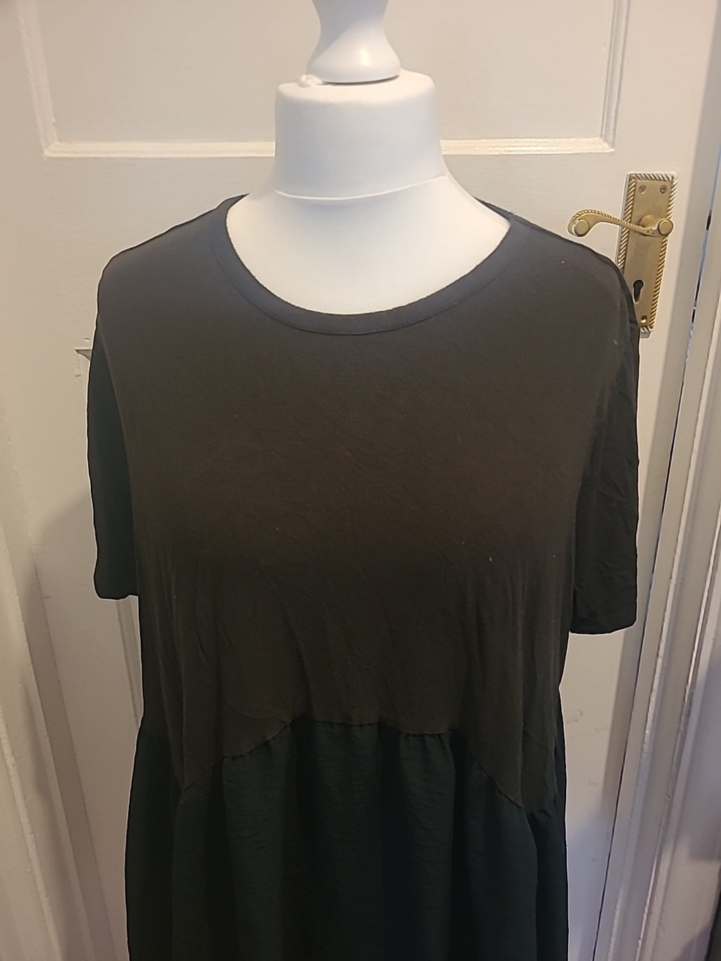 Ladies George 22 Two Tone Black And Brown Short Sleeve Blouse