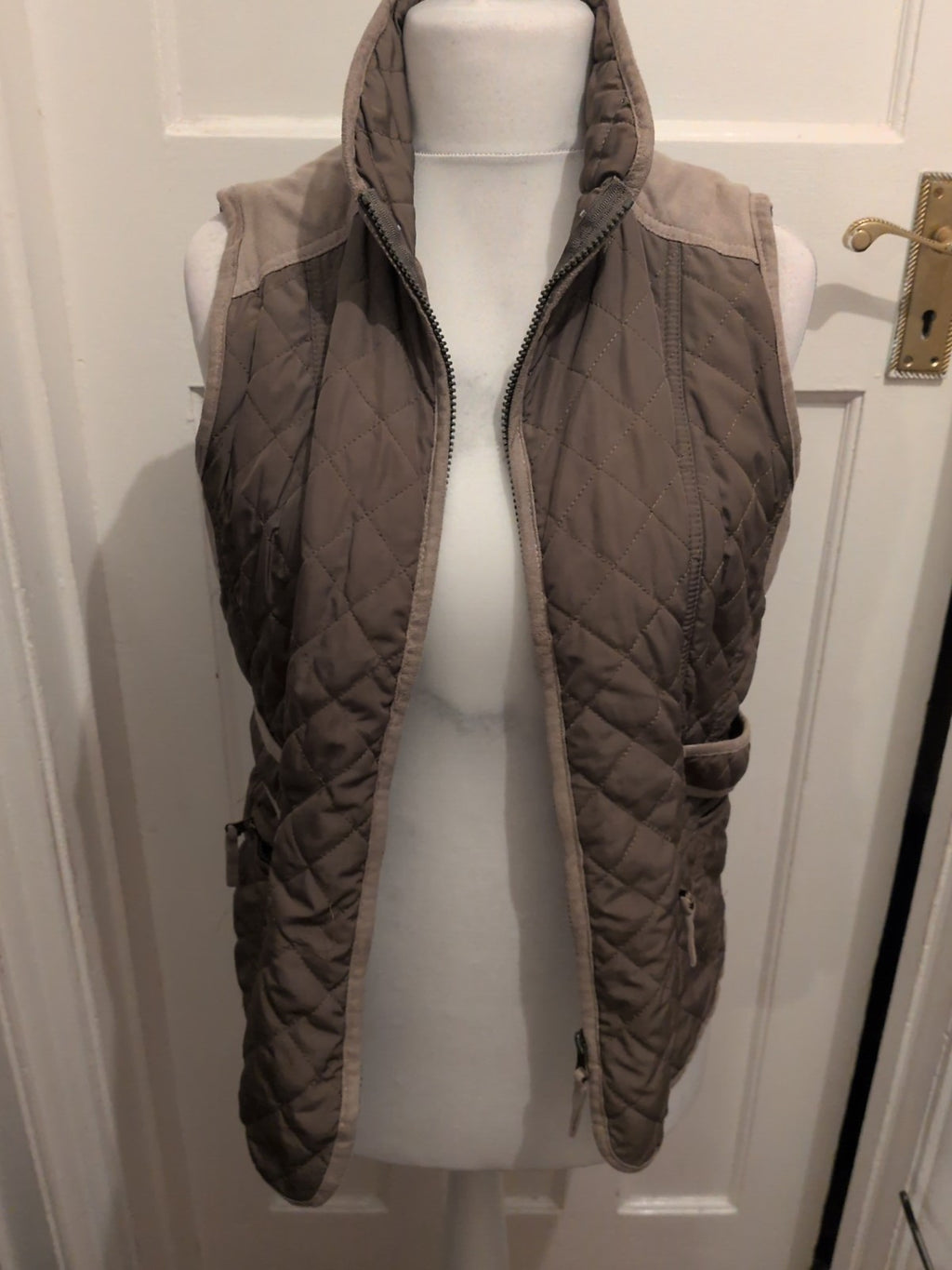 Modo 14 Khaki Green Sleeveless Full Zip Gilet