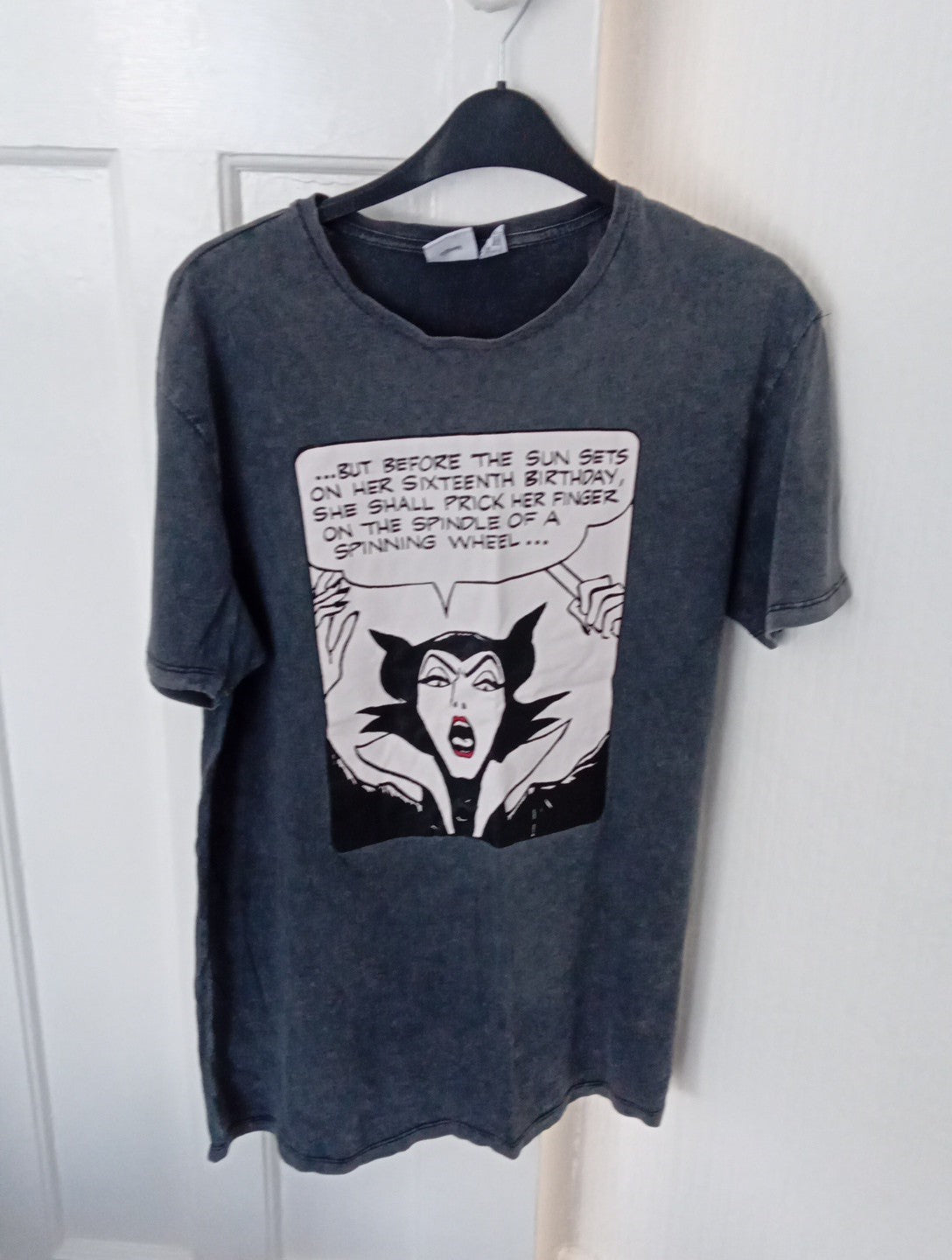 Ladies Disney T.shirt Size 12/14 Grey