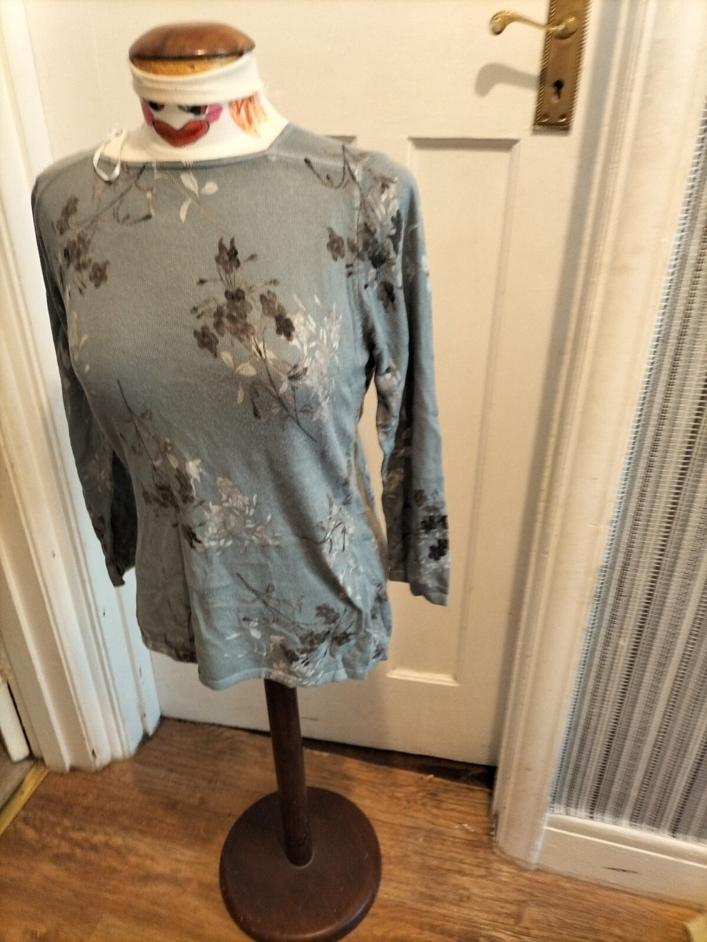 Ladies Next 10 Green Floral Long Sleeved Blouse