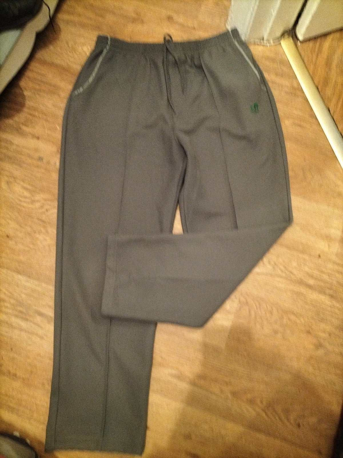 Mens Emsmorn Size XL Short Grey Elasticated Trousers