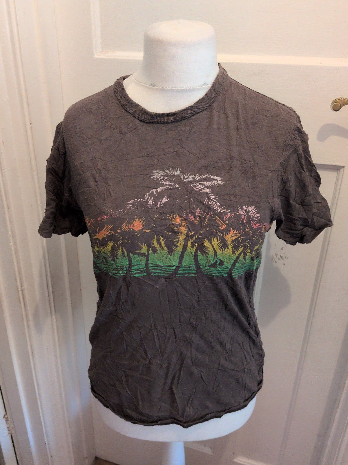 Large Brown Hawaii Style T-shirt Ladies Short Sleeve