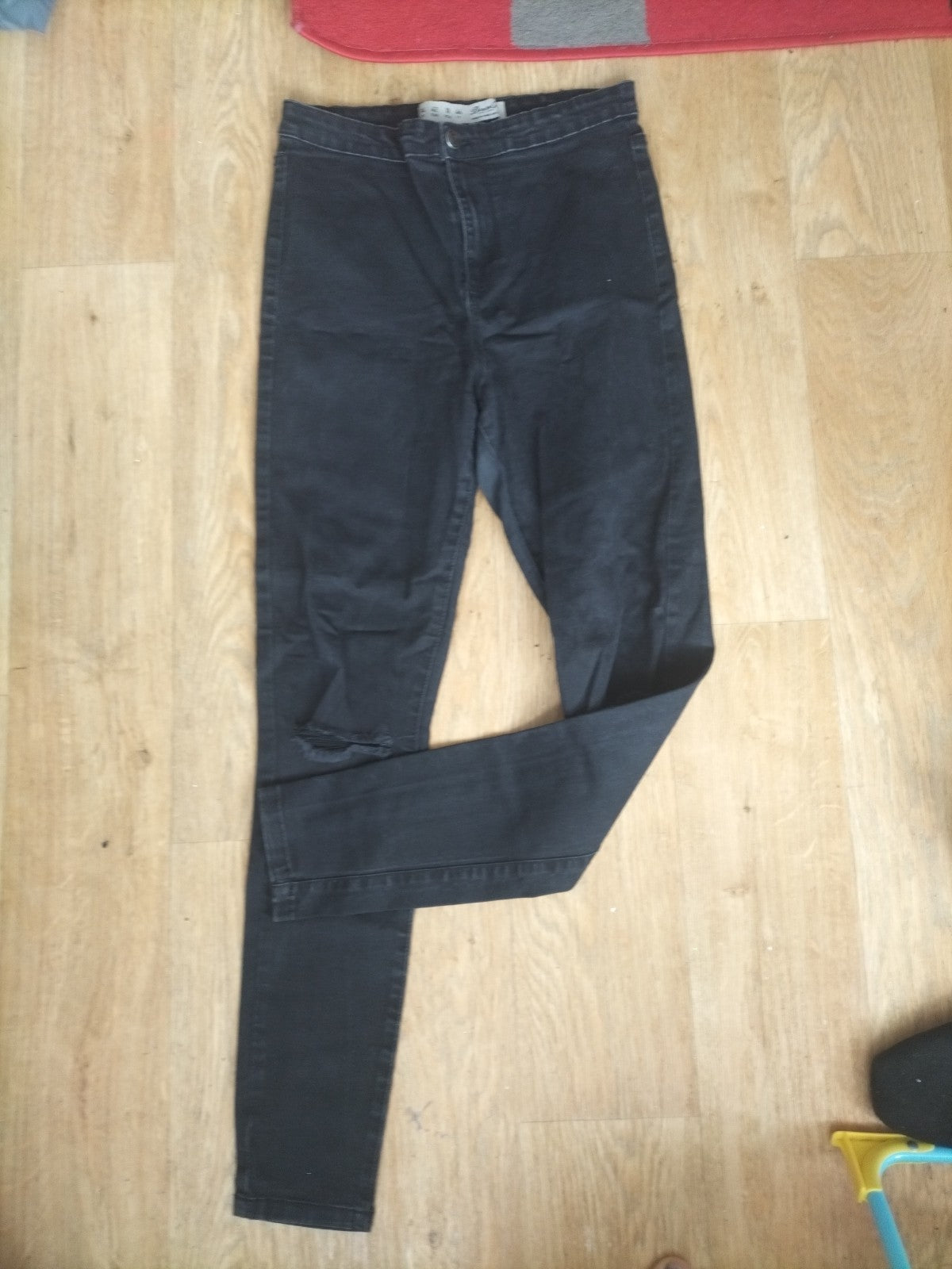 Ladies Denim&Co Size 14 Black Slim Jeans