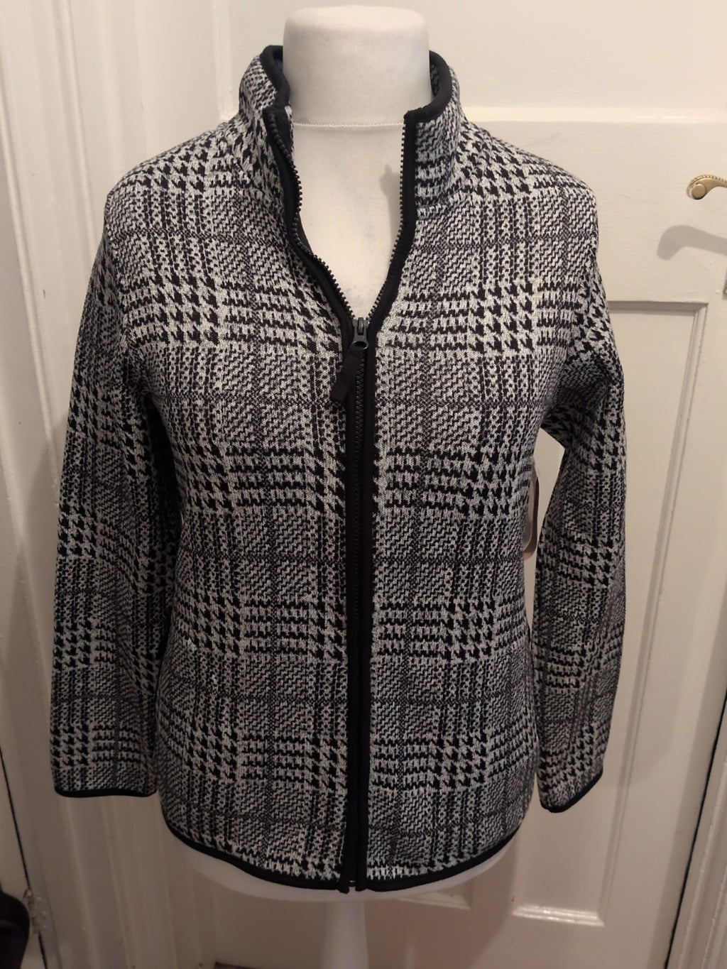 Brand New Tu 10 Grey And Black Full Zip Jumper