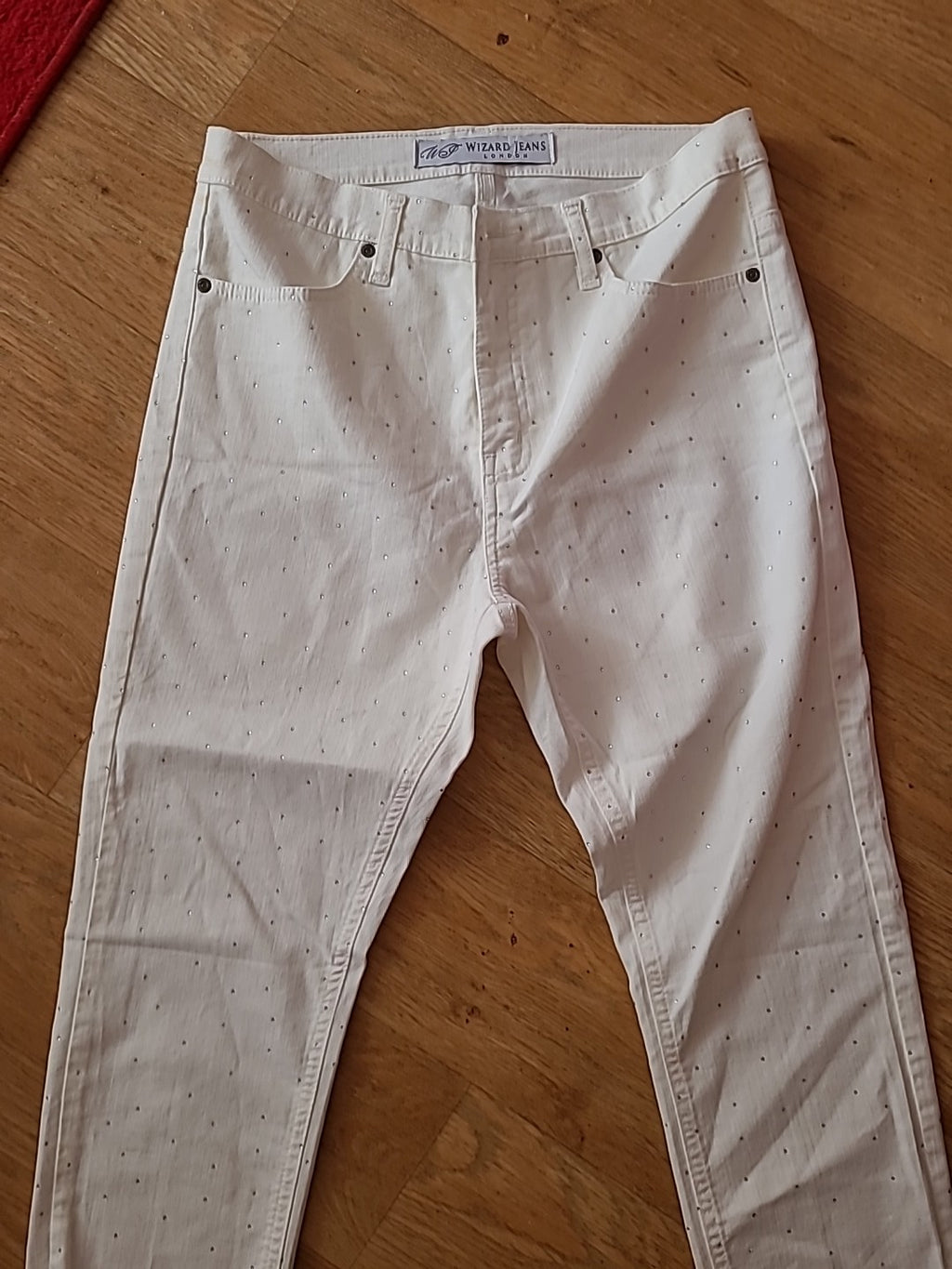 Ladies Wizard Size 10 Diamonte Cropped White Jeans