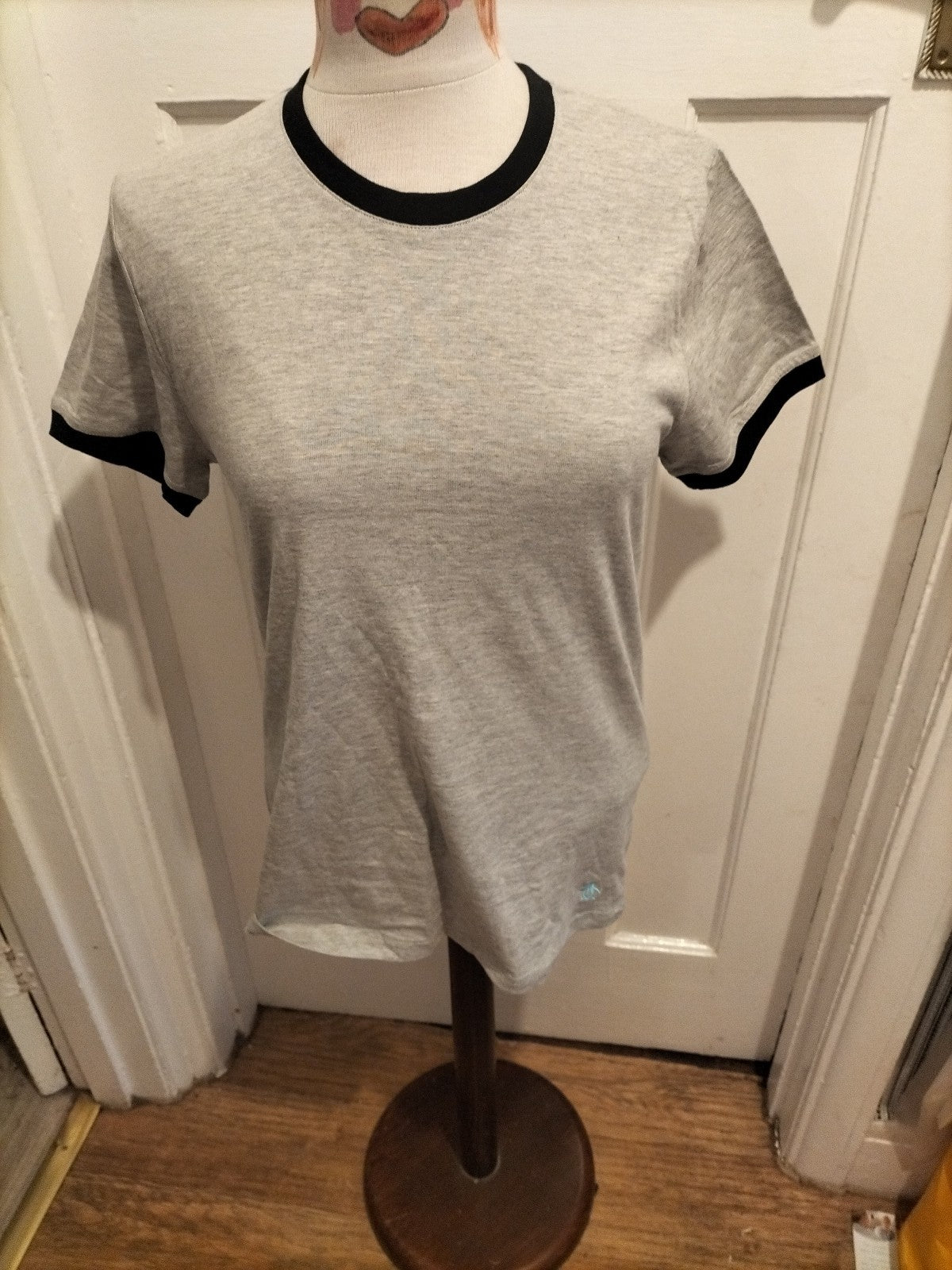 Mens Penguin Size Small Grey Short Sleeved Pyjama Top