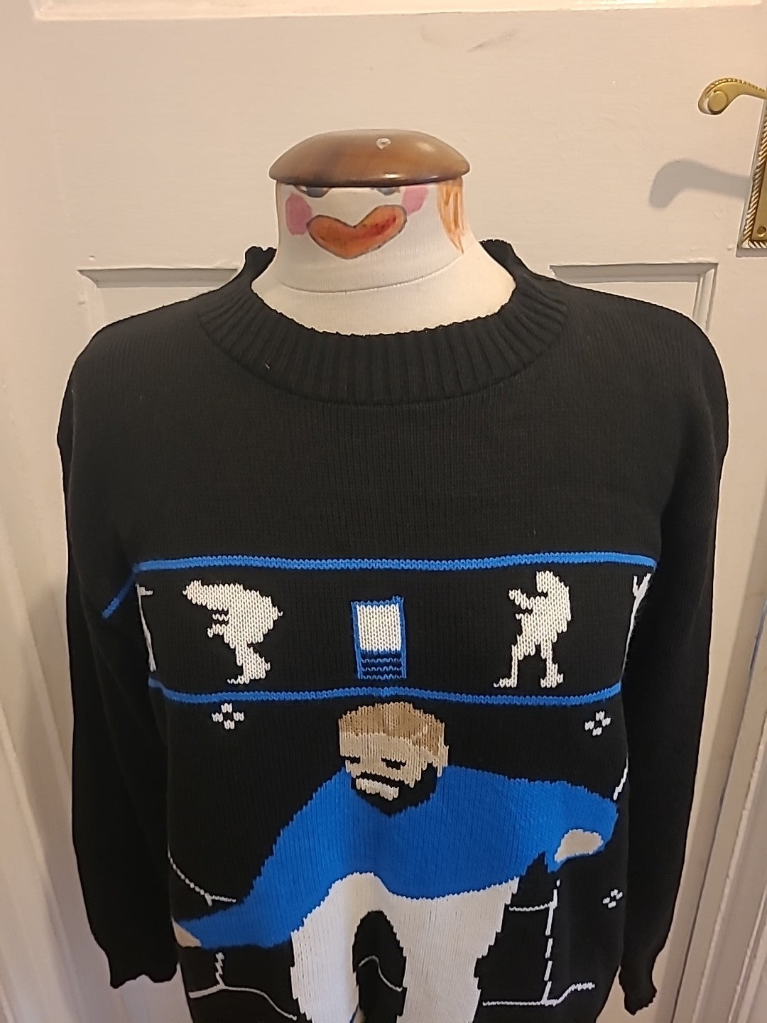 Mens Sapphire Size XL Black Long Sleeved Jumper