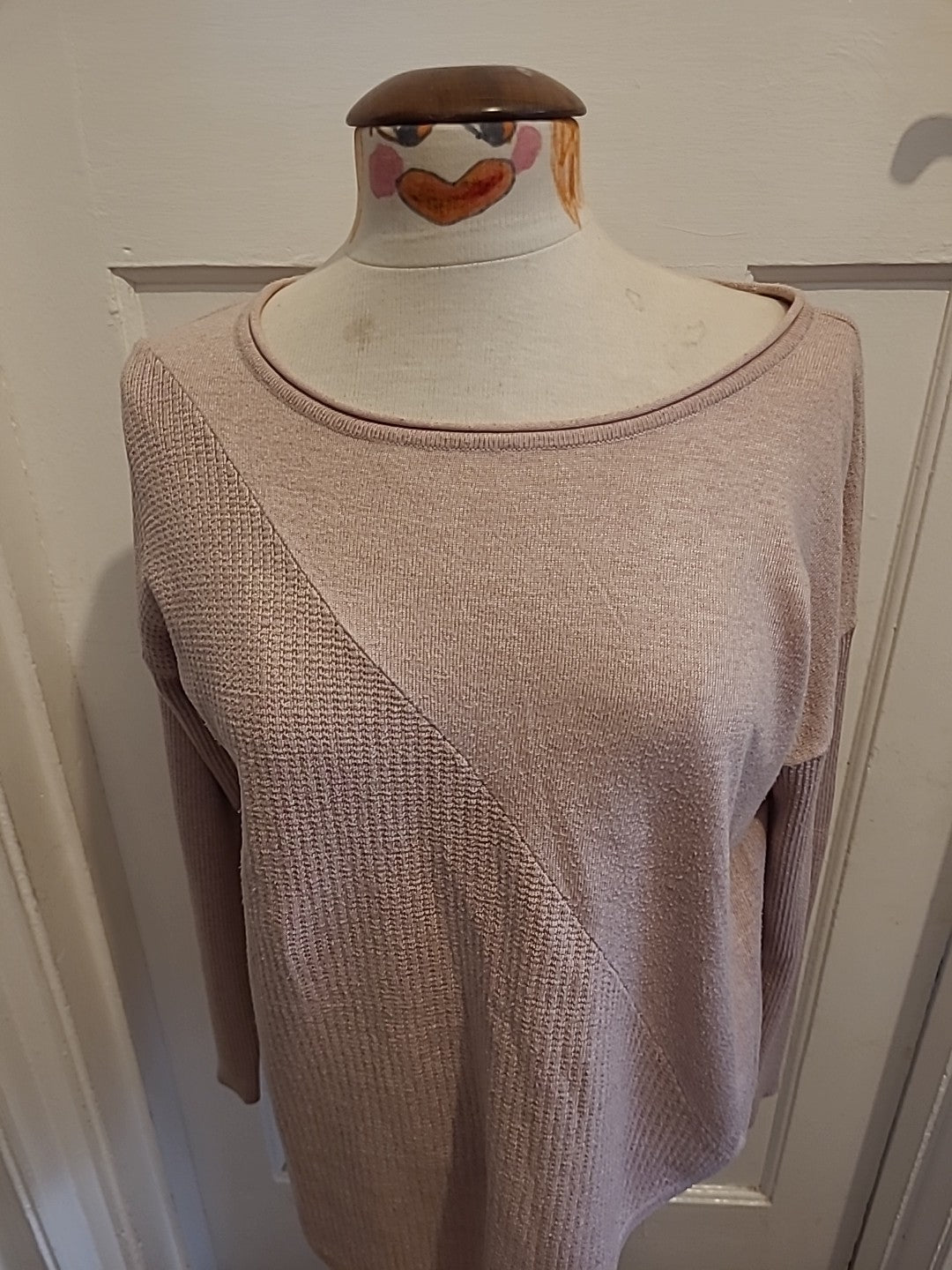Ladies John Rocha Size 12 Pink Fleck Long Sleeved Blouse Aysemetric Hem
