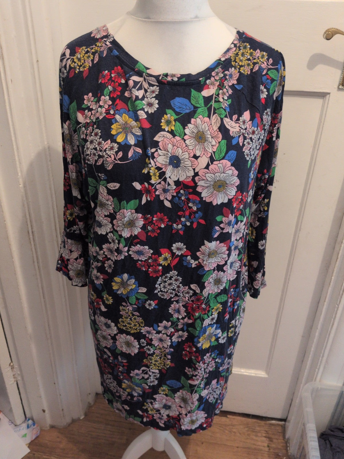 TU 24 Navy Flower Long Sleeve Blouse