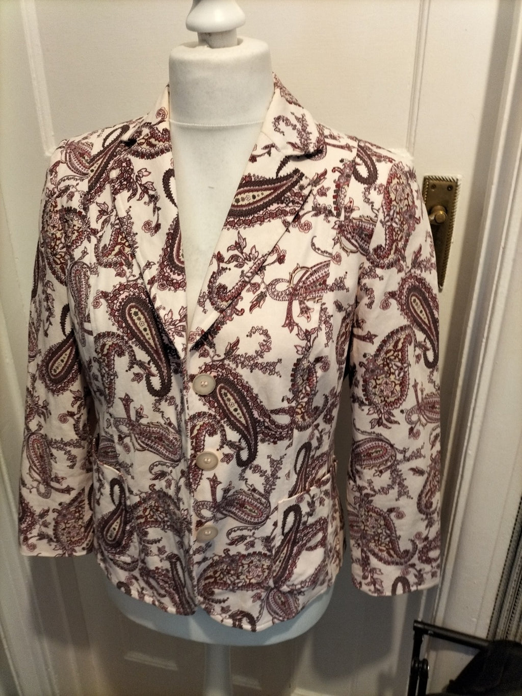 Ladies Size Large Cream And Purple Padded Lined Blazer