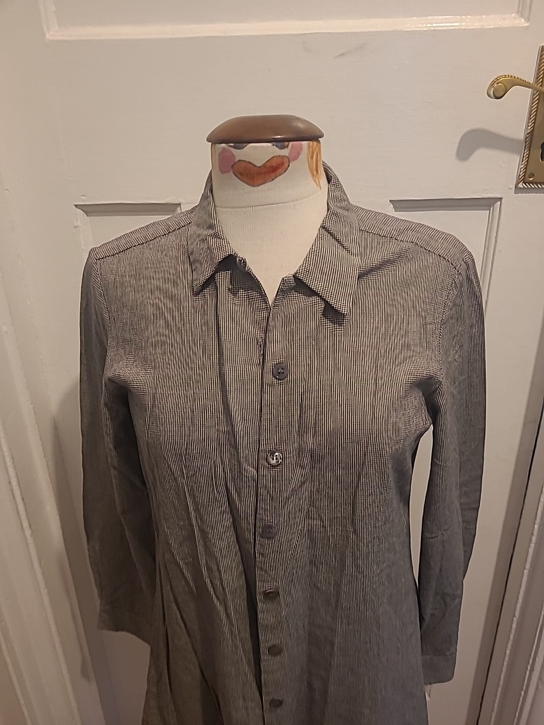 Ladies Racing Green Size 12(S) Beige/Black Long Sleeved Shirt